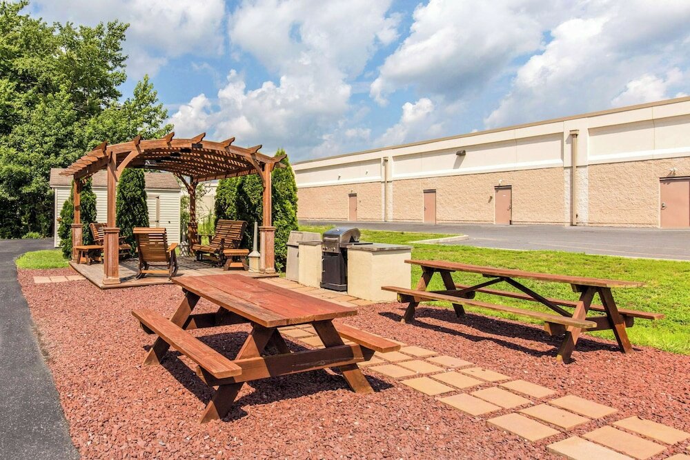 Фото Quality Inn & Suites Georgetown - Seaford