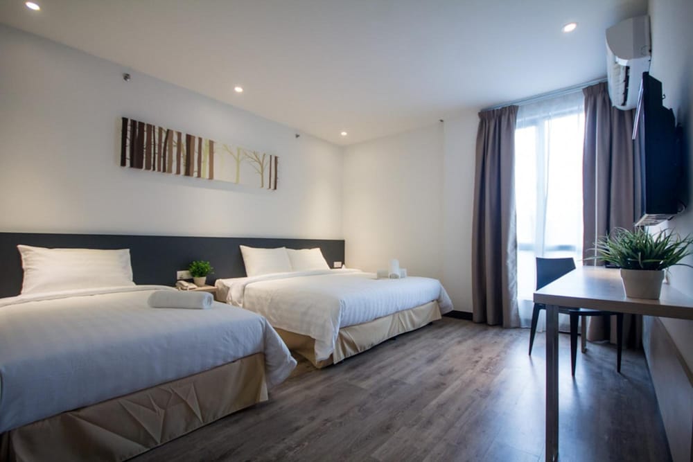 Фото отеля 3