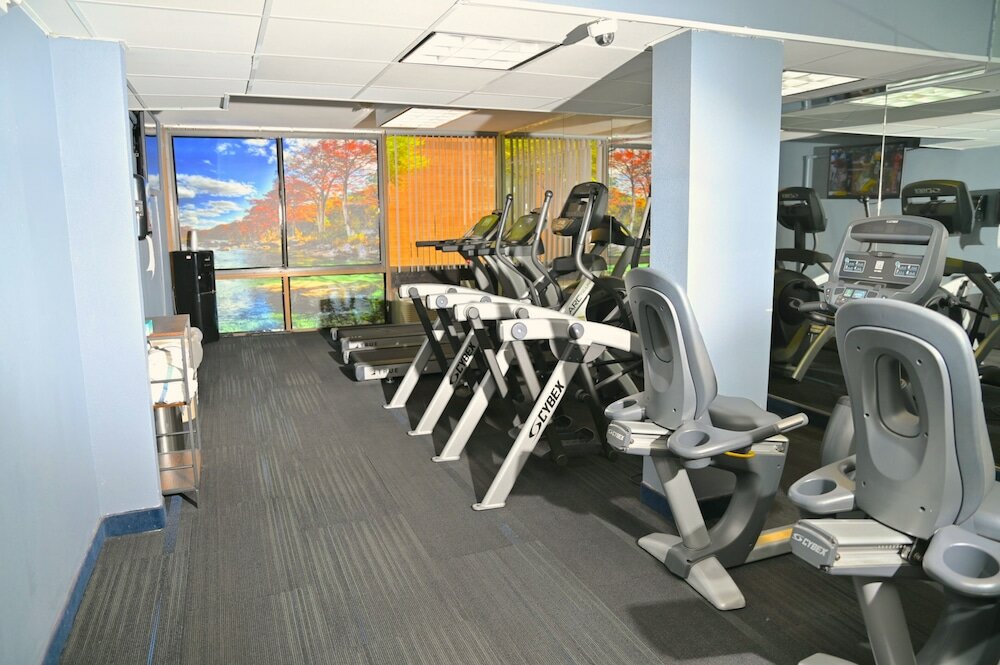 Фото Mcm Eleganté Hotel & Suites