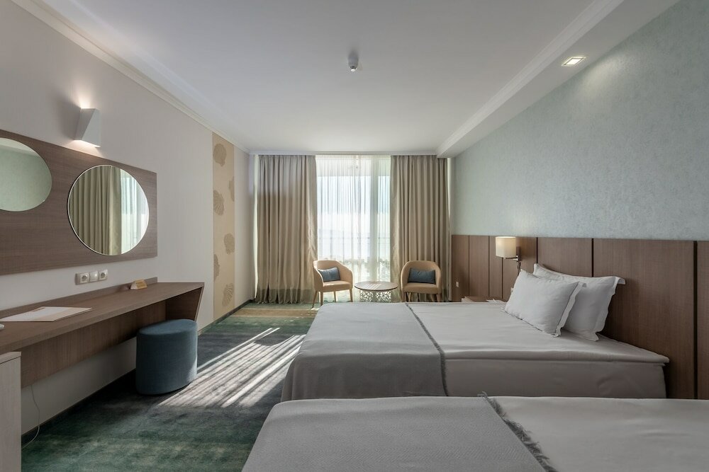 Фото Neptun Beach