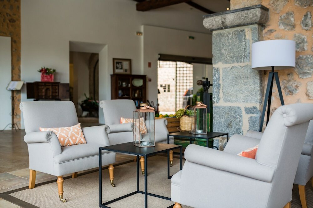 Фото Hotel Ca'l Bisbe