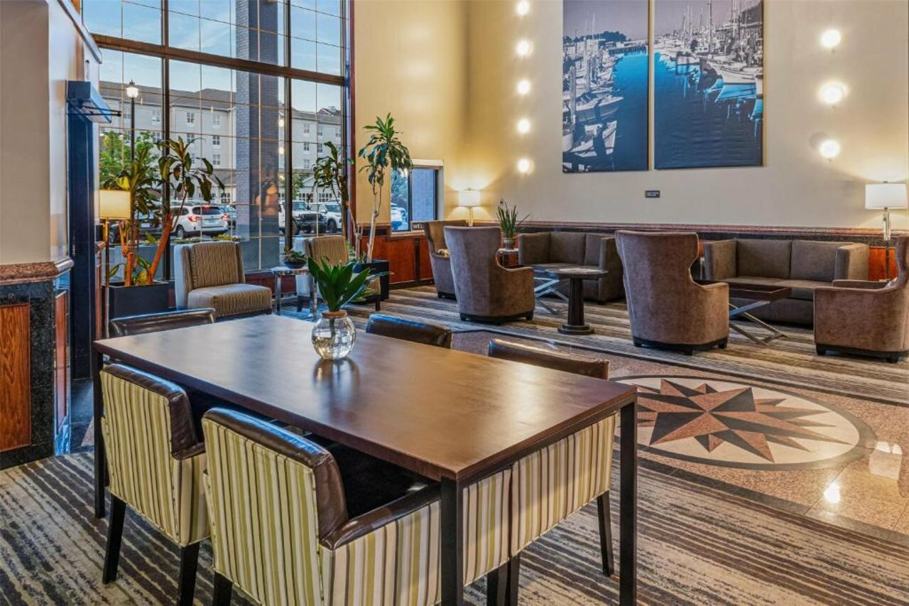 Фото Best Western Airport Inn