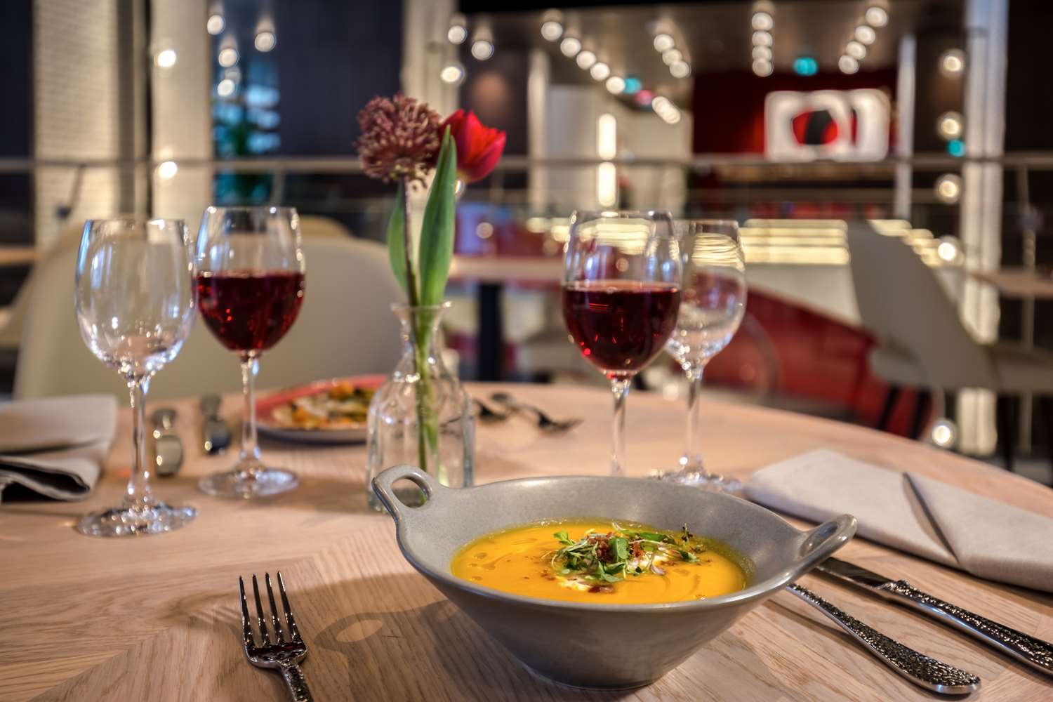 Фото Canopy by Hilton Madrid Castellana