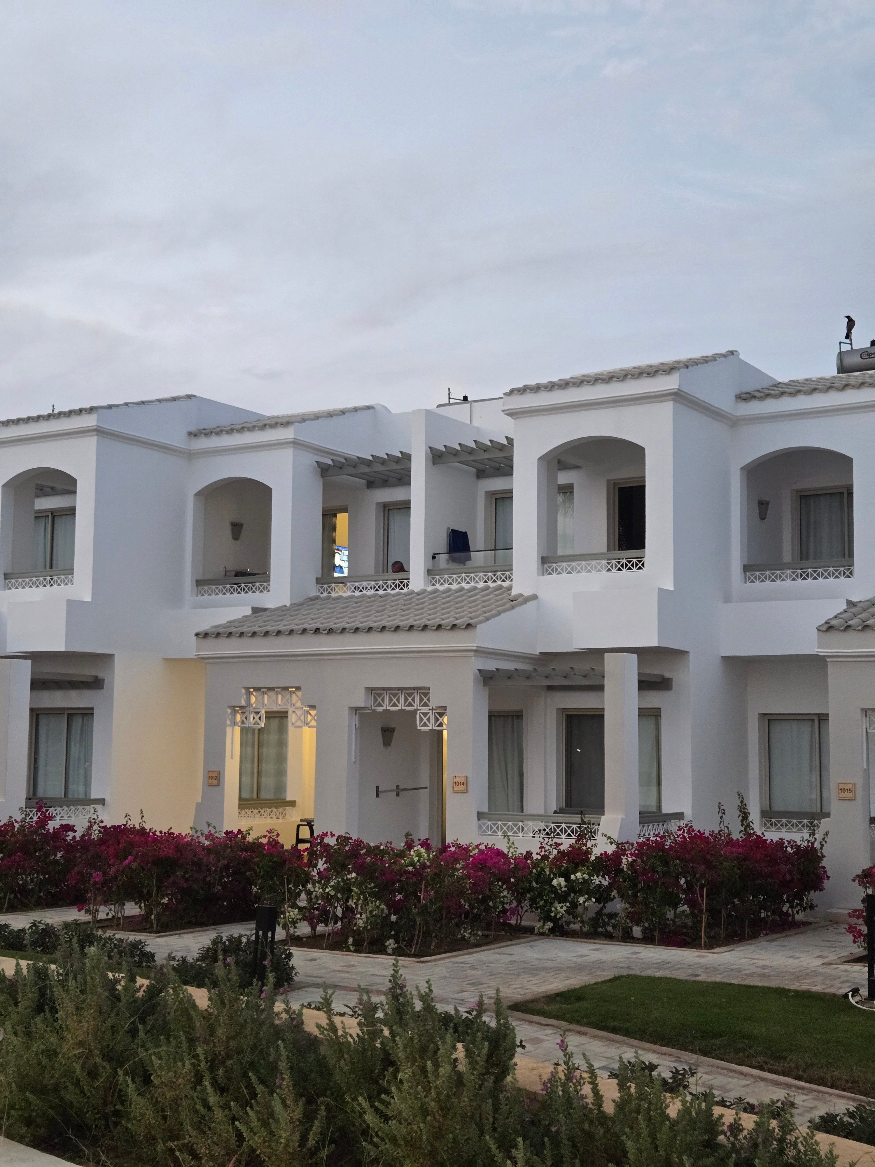 Фото Coral Beach Resort Tiran