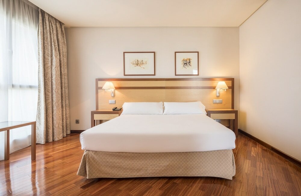 Фото Hotel Ilunion Alcalá Norte