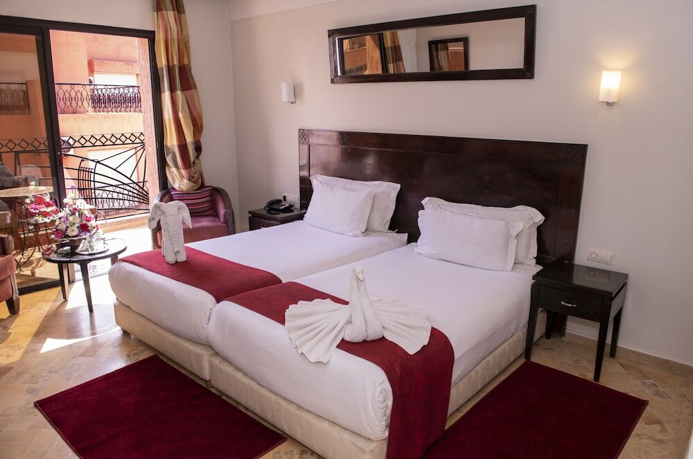 Фото Les Trois Palmiers