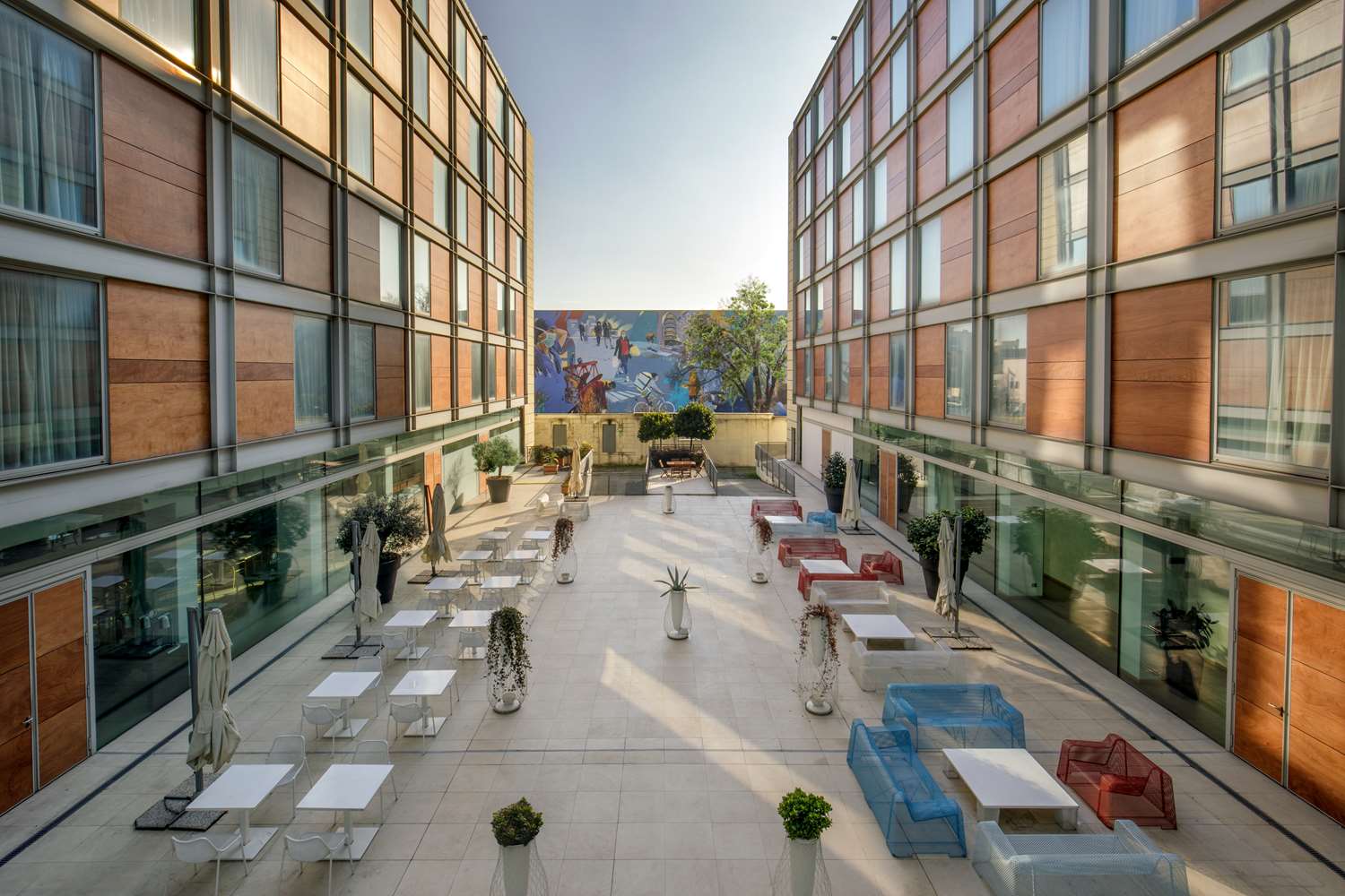 Фото DoubleTree by Hilton Milan