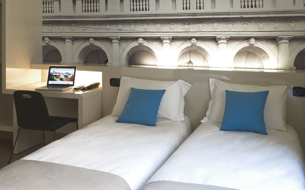 Фото B&B Hotel Milano Cenisio Garibaldi