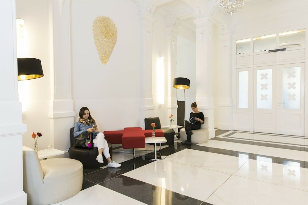 Фото The Manor Amsterdam