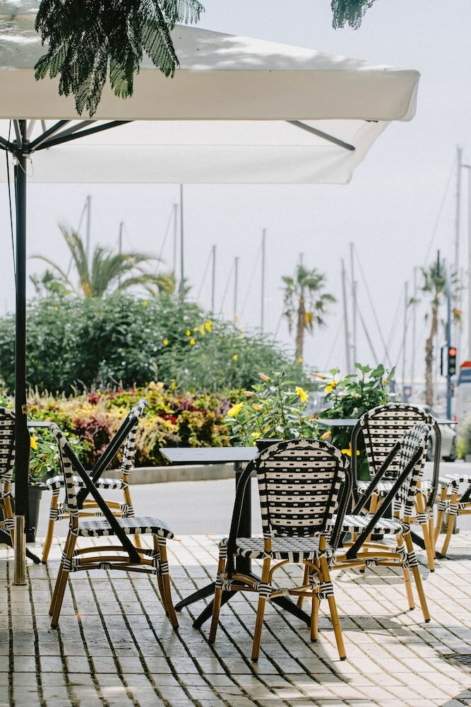 Фото Casa Alberola Alicante, Curio Collection by Hilton