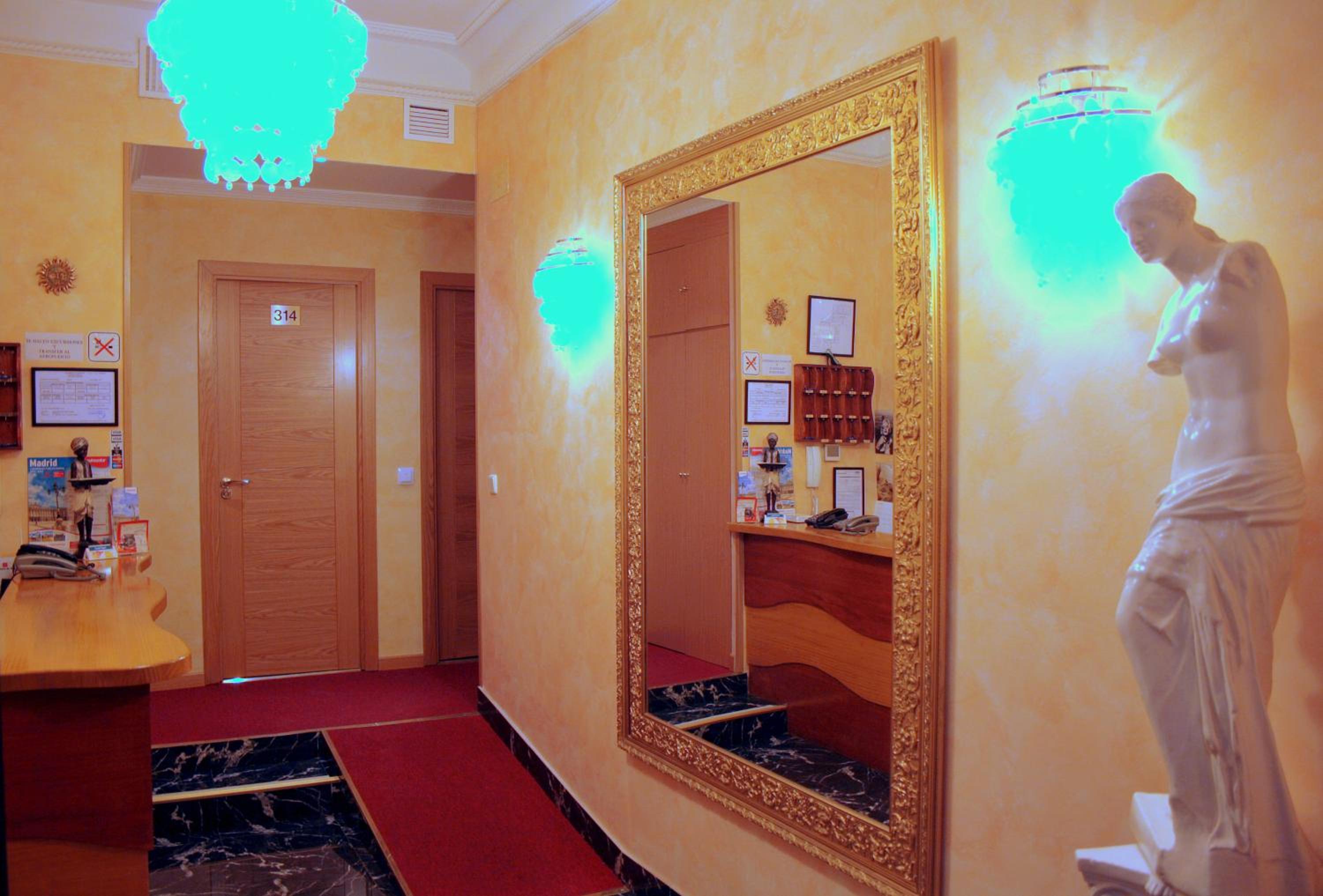 Фото Hostal Regio