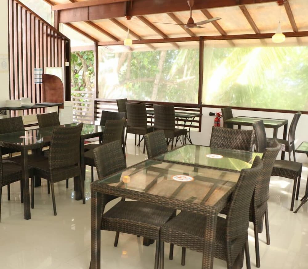 Фото Liberty Guest House Maldives