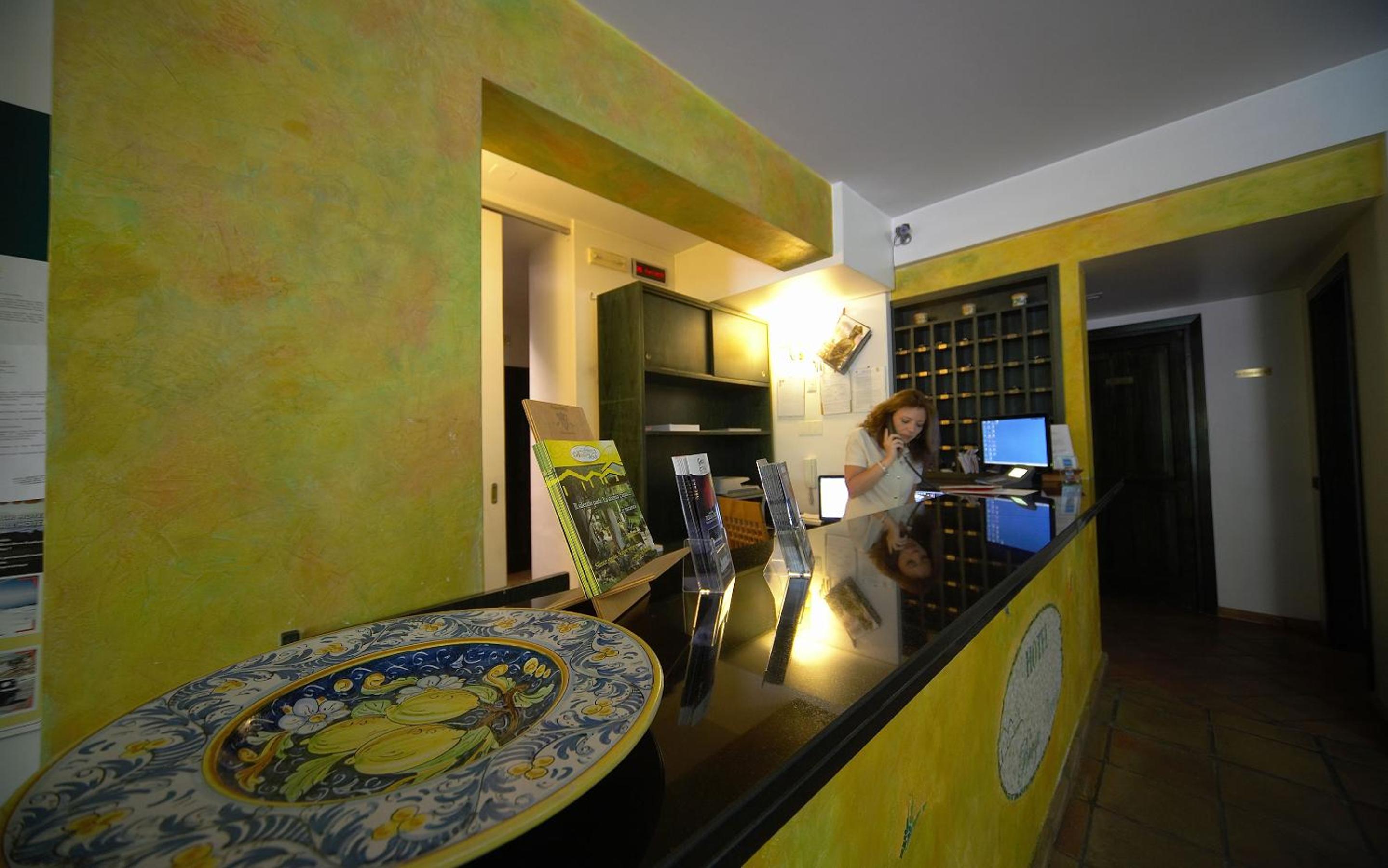 Фото Hotel Borgo Verde