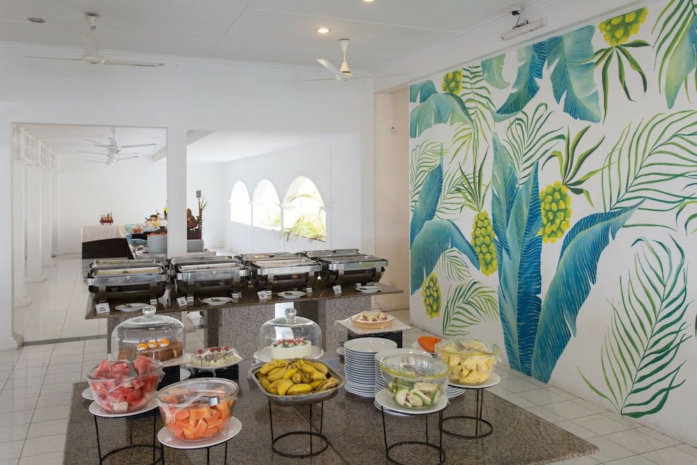 Фото Equator Village 