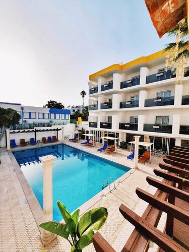 Внешний вид отеля Hotel do Cerro в Албуфейре, фото 2