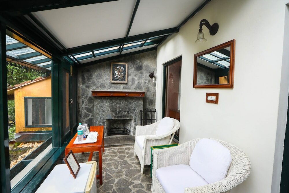 Фото WelcomHeritage Connaught House