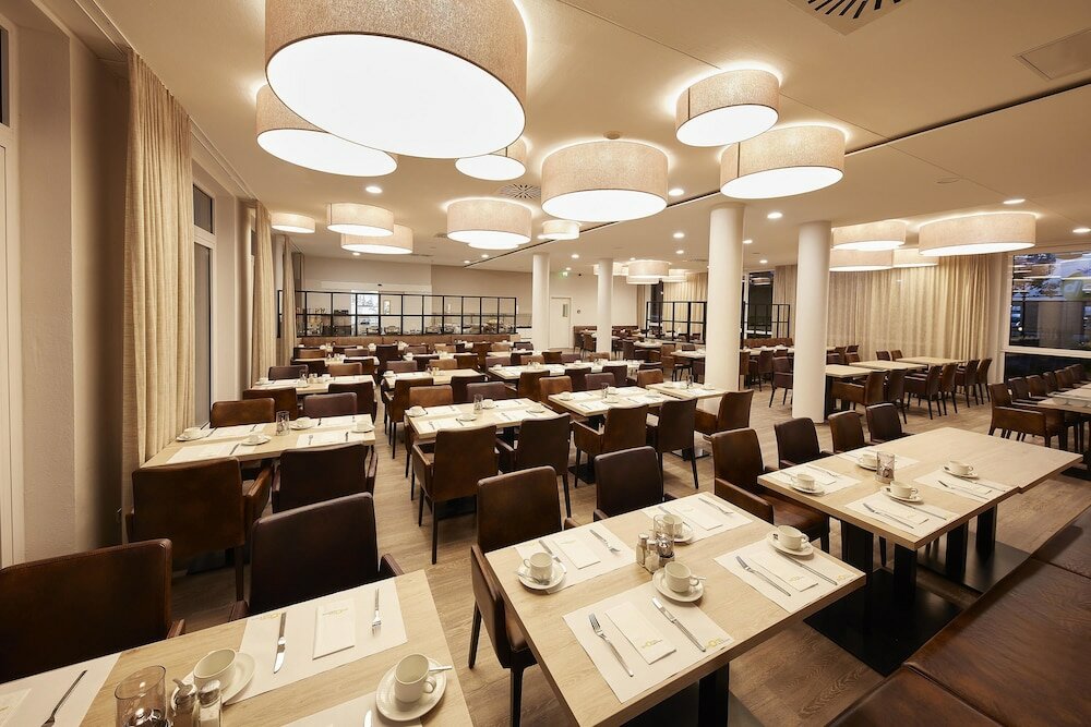 Фото Ghotel hotel & living Göttingen