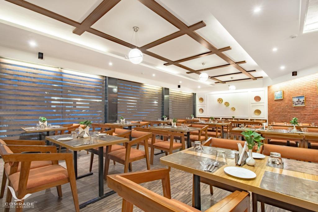 Фото Comrade Inn