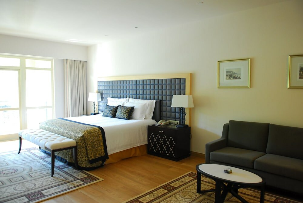 Фото The Interlaken Oct Hotel Shenzhen