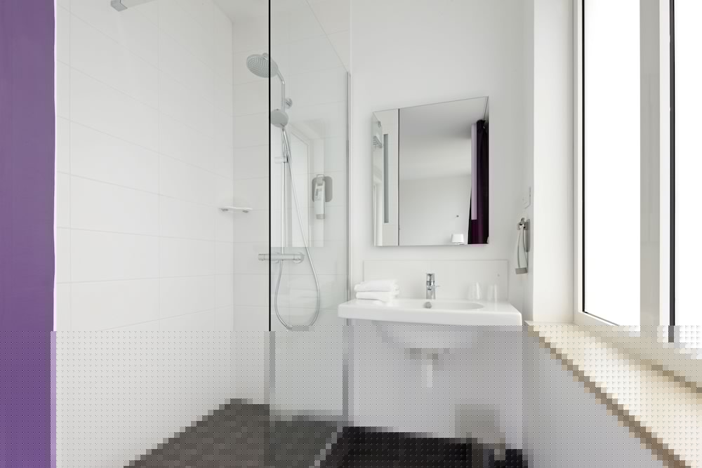 Фото Ibis Styles Calais Centre