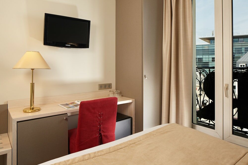 Фото Hotel Fertel Maillot