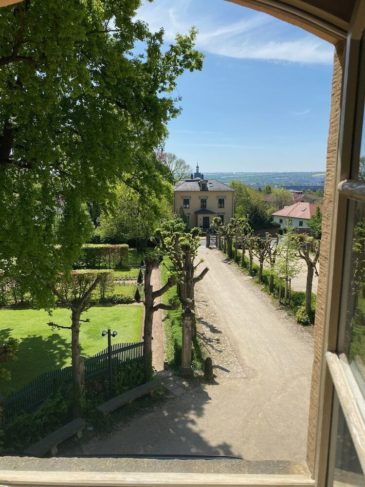 Фото Hotel Villa Sorgenfrei & Restaurant Atelier Sanssouci