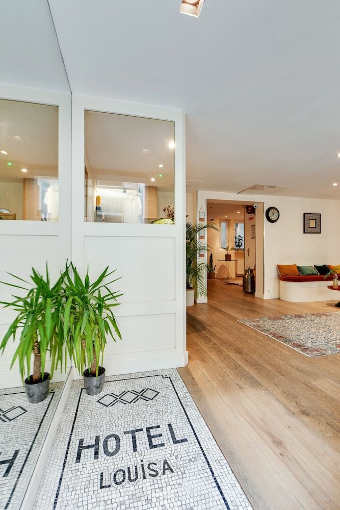 Фото Louisa Hotel
