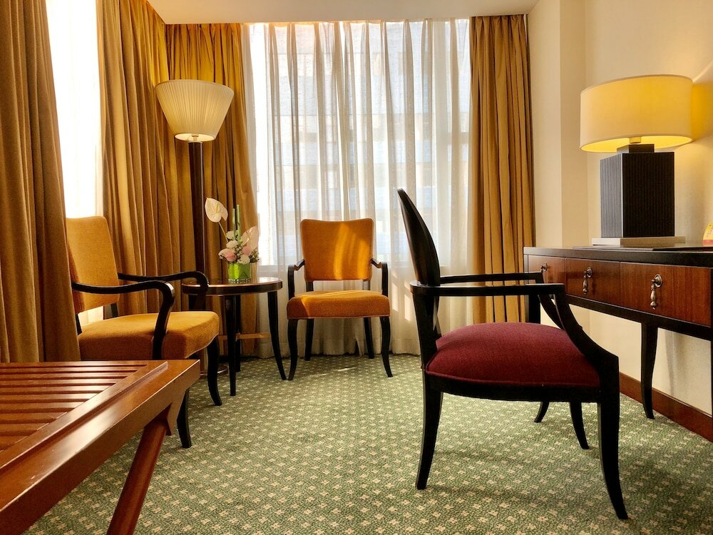 Фото Ningbo Portman Plaza Hotel