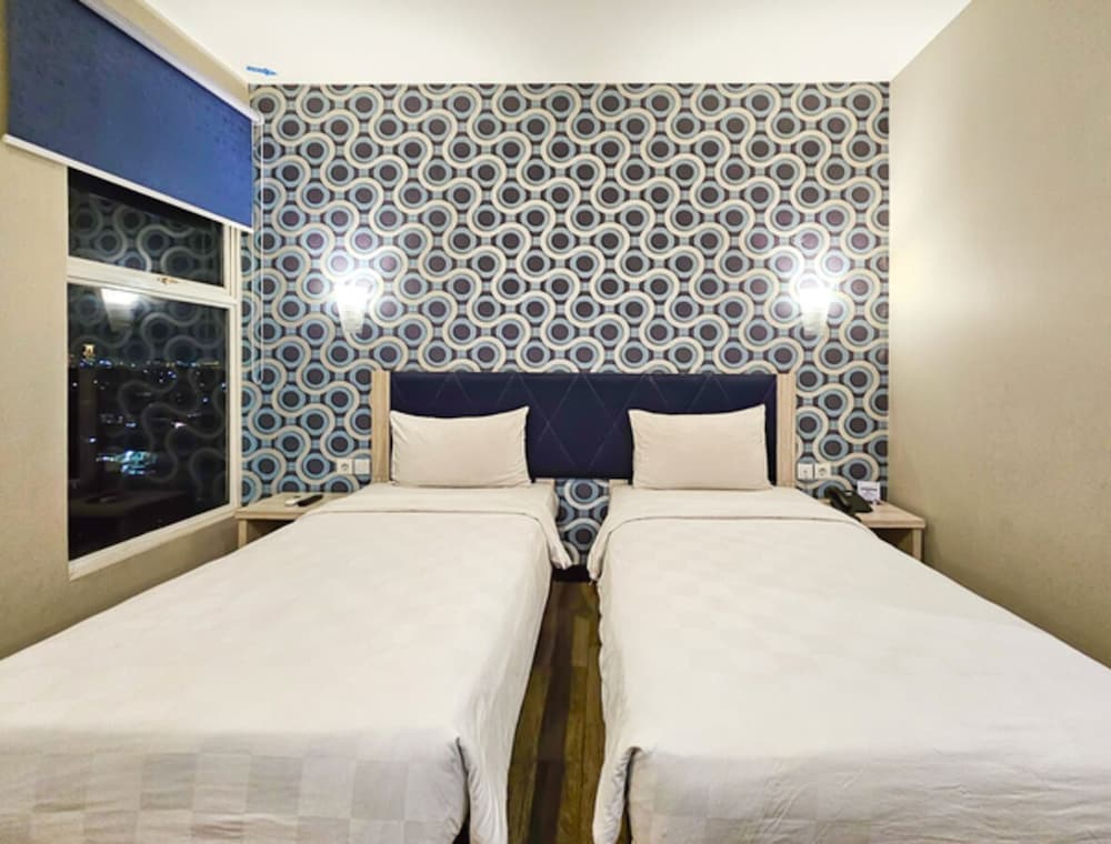 Фото Hotel 88 Kedungsari by Wh