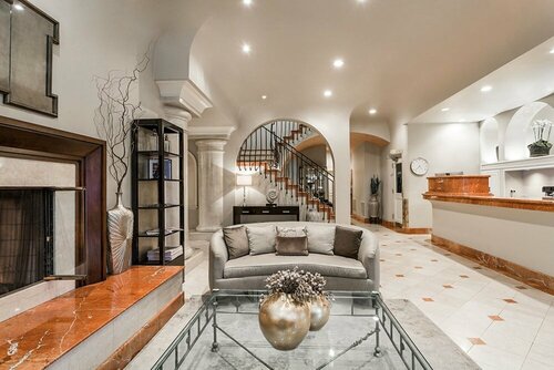 Внешний вид отеля Montecito Inn в Санта-Барбаре, фото 3