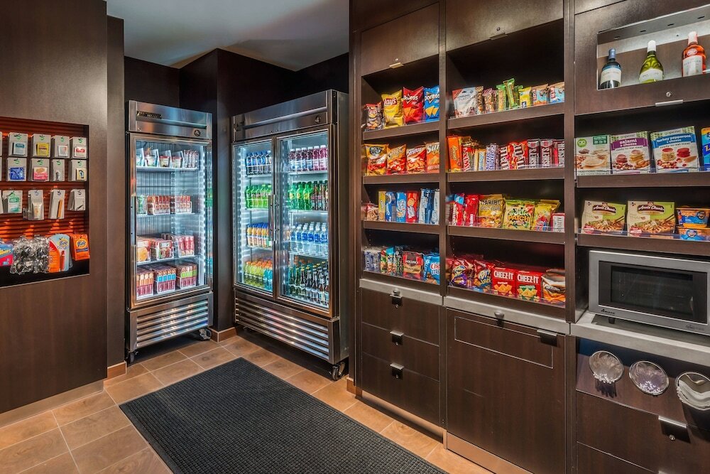 Фото Courtyard Reno Downtown/Riverfront