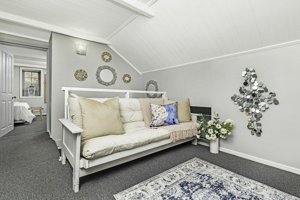 Фото La Montagne Bed & Breakfast