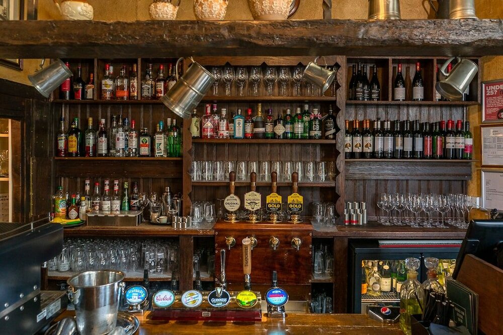 Фото The George Inn and The Plaine