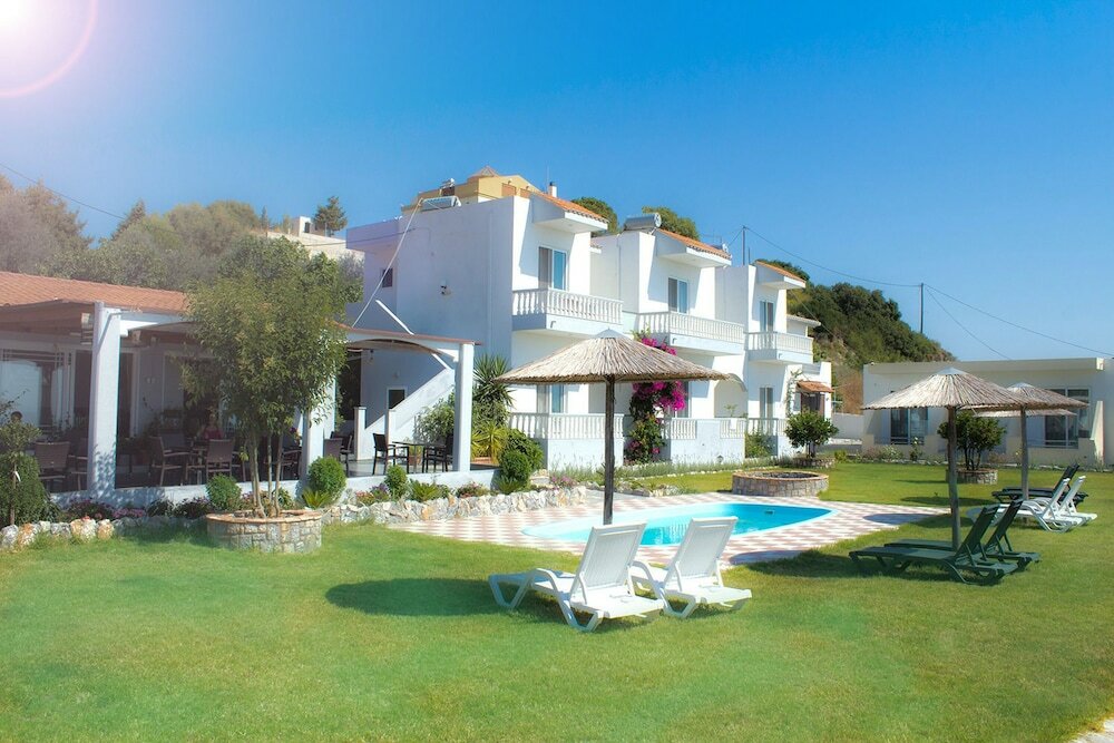 Фото отеля 1