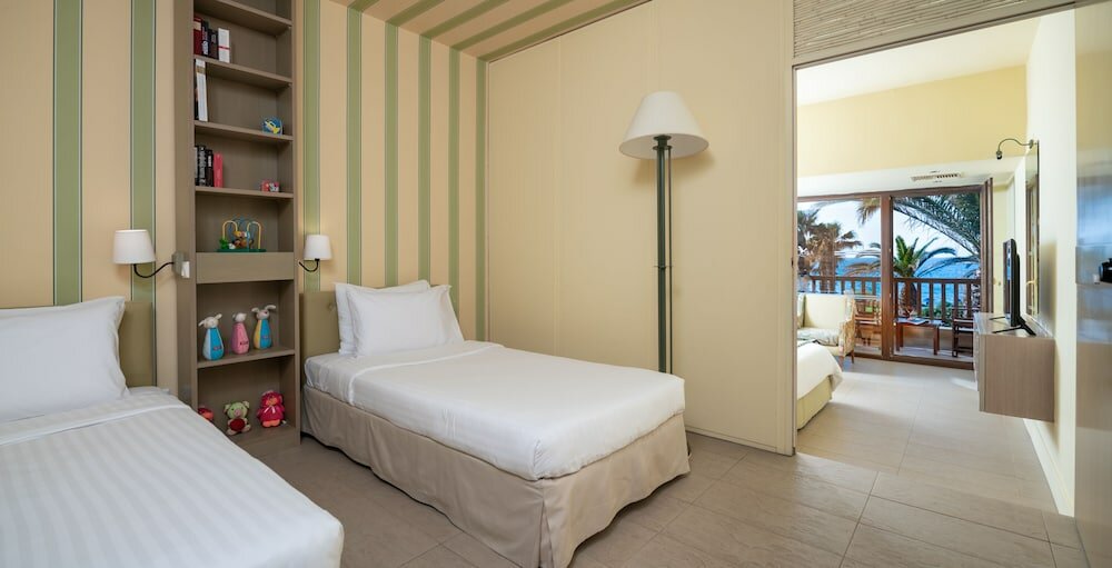 Фото Aquila Rithymna Beach