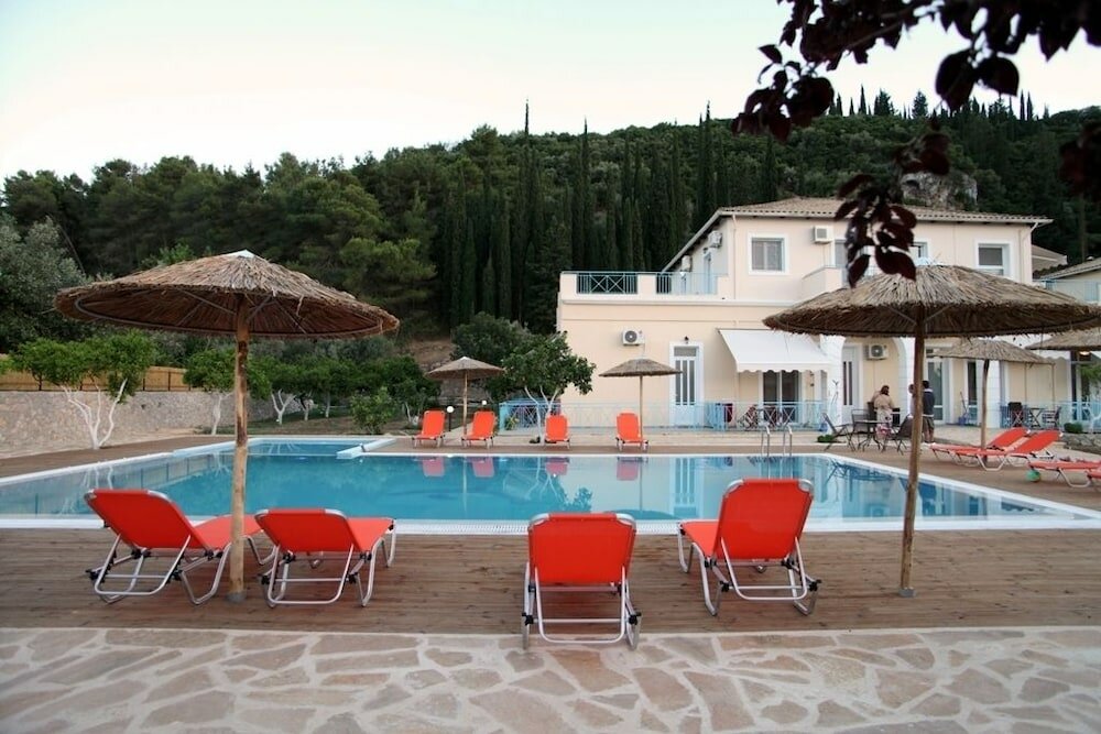 Фото Apartments Avra