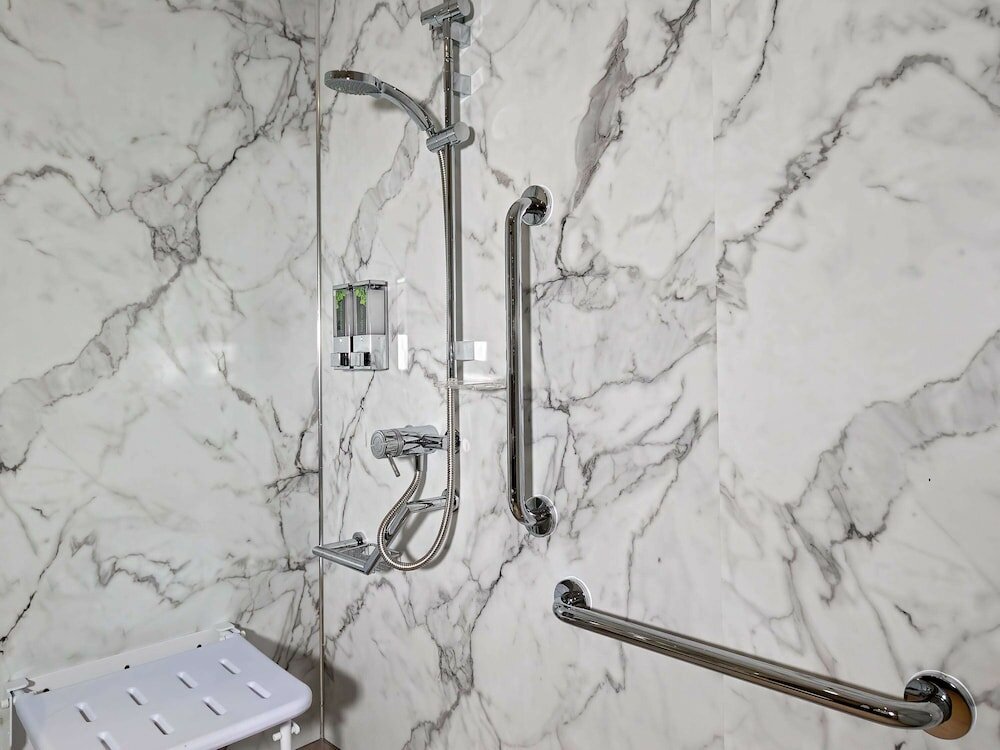 Фото Mercure Milton Keynes