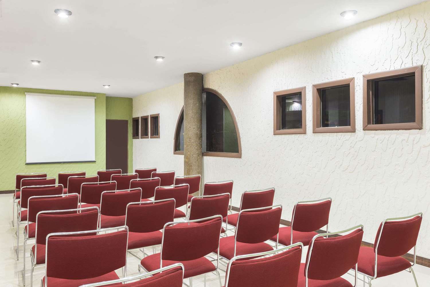 Фото Wyndham Garden Ciudad Obregon