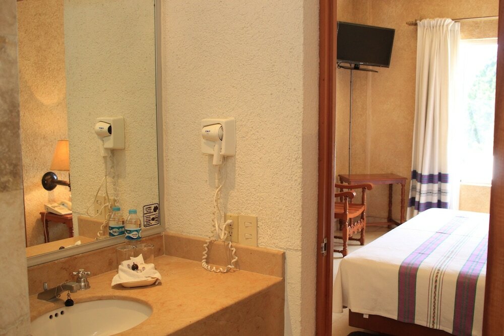 Фото Hotel Marques del Valle