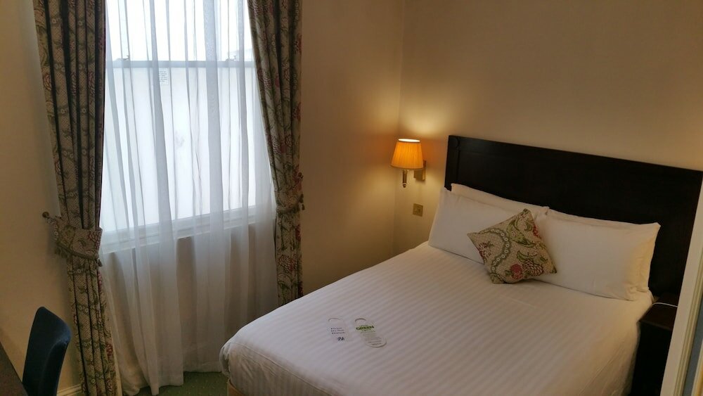 Фото Worcester Whitehouse