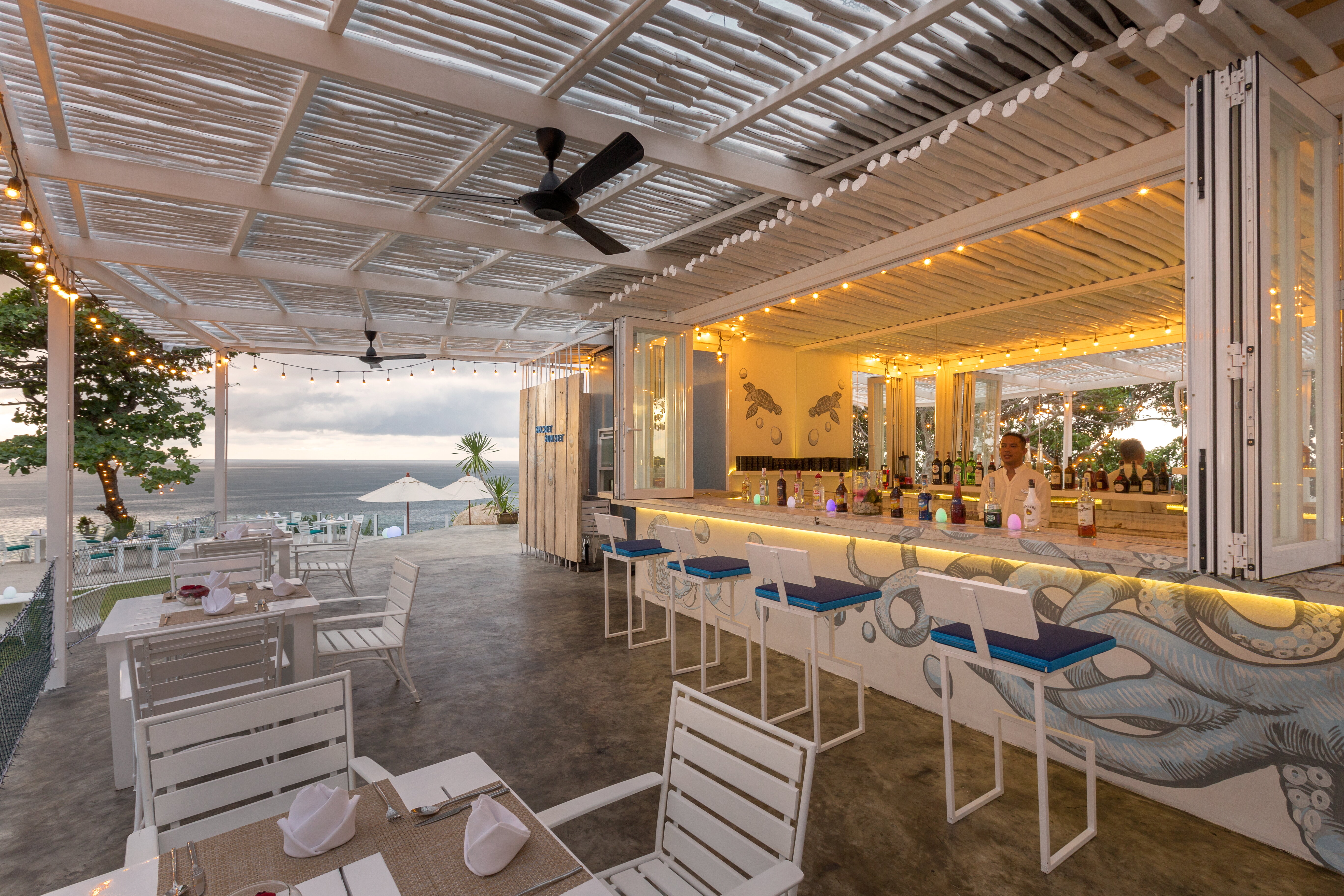 Фото Secret Cliff Villa