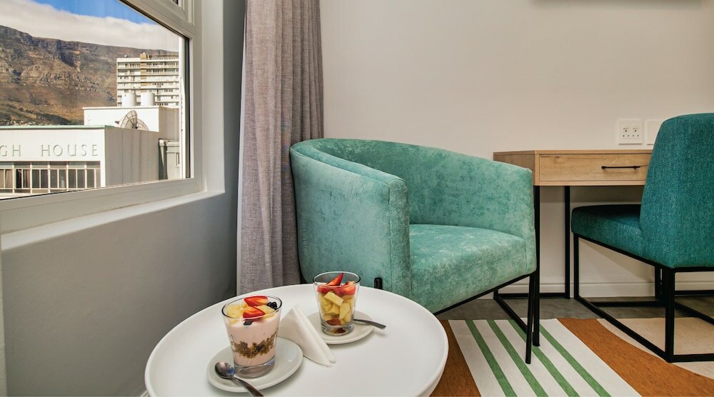 Фото Parliament Hotel