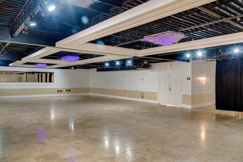 Фото Days Inn by Wyndham St. Petersburg Tampa Bay Area