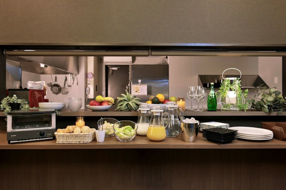 Фото Doutonbori Crystal Hotel