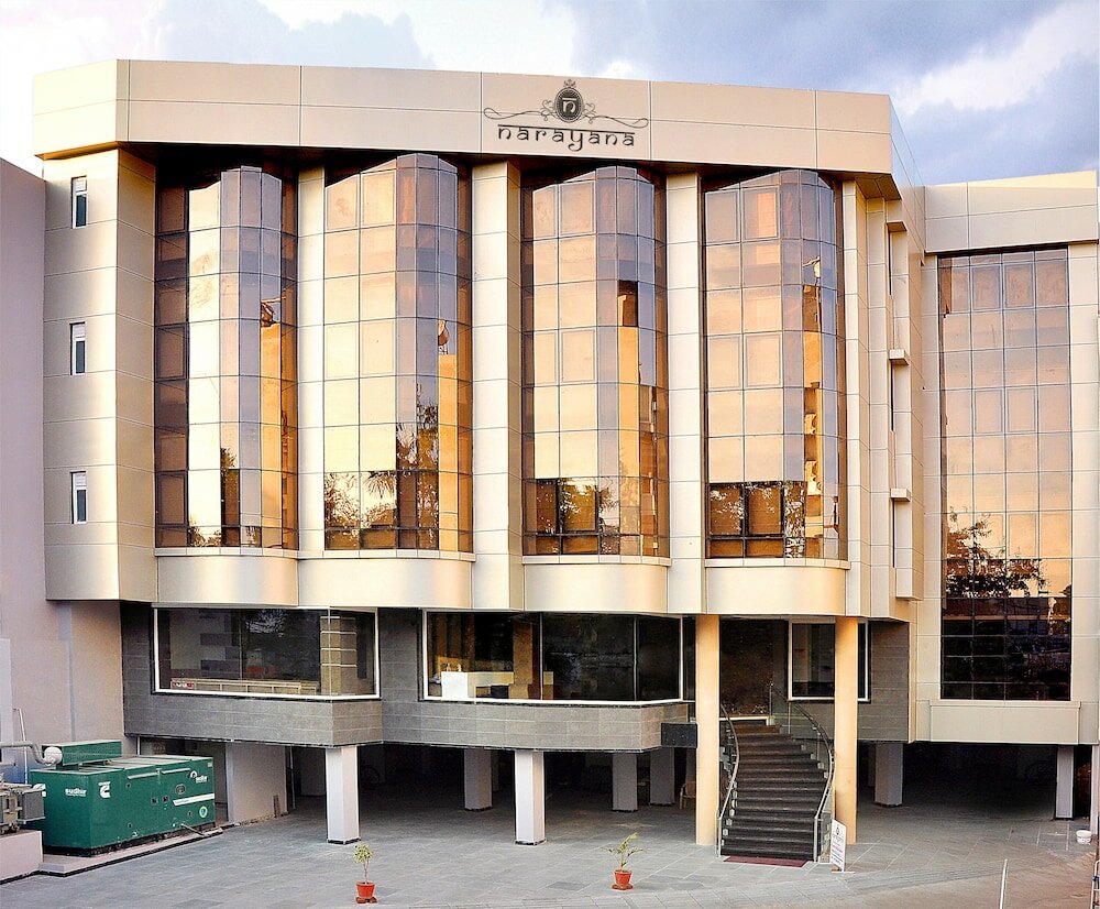 Фото отеля 1