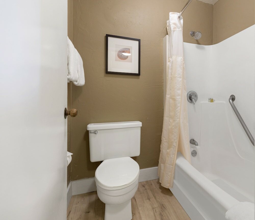 Фото Plantation Hale Suites