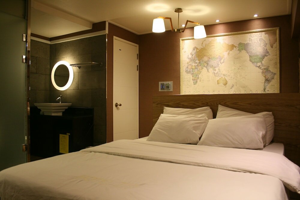Фото Zip Hotel