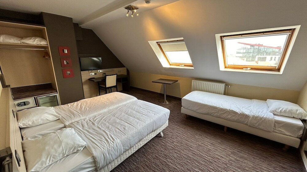 Фото B&b Hotel Mons Centre