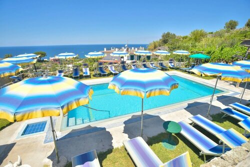 Внешний вид отеля Hotel Villa Cimmentorosso в Форио, фото 3