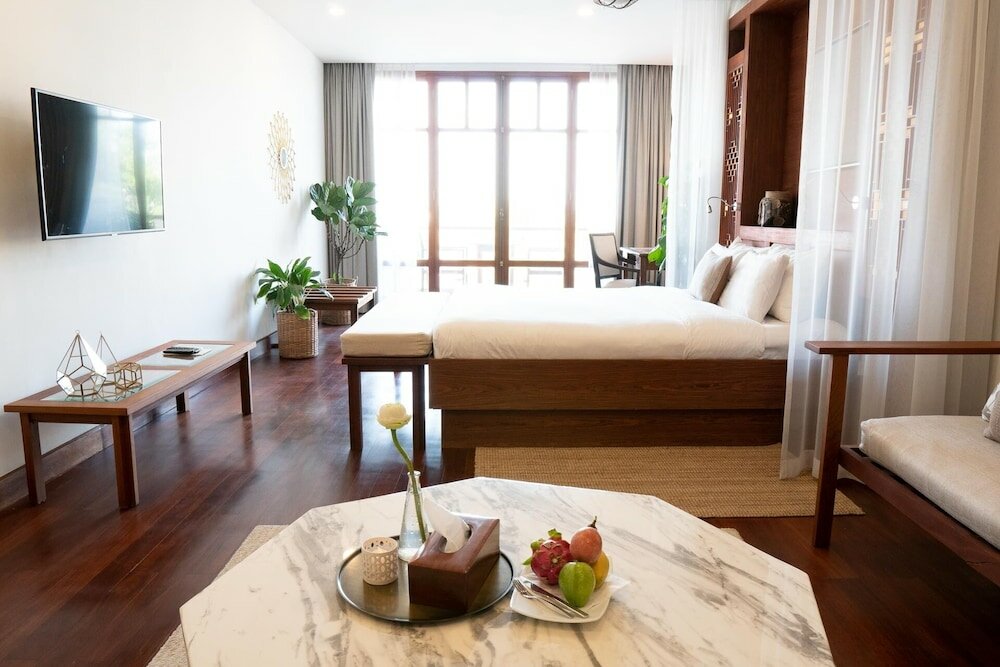 Фото Amanjaya Pancam Suites Hotel